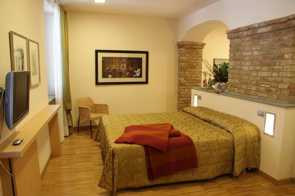 Locanda Dell'Arte Solonghello Kültér fotó